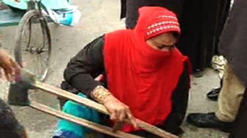 Disabled persons baton-charged outside Sindh Assembly