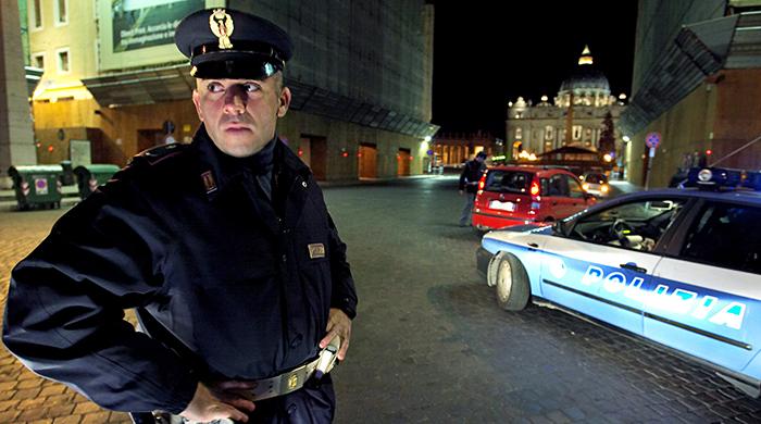 Italy arrests 3 in probe into suspected planned attacks in Rome, London