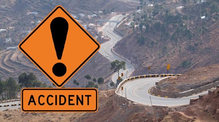 Eight killed as jeep plunges into ravine in Mansehra