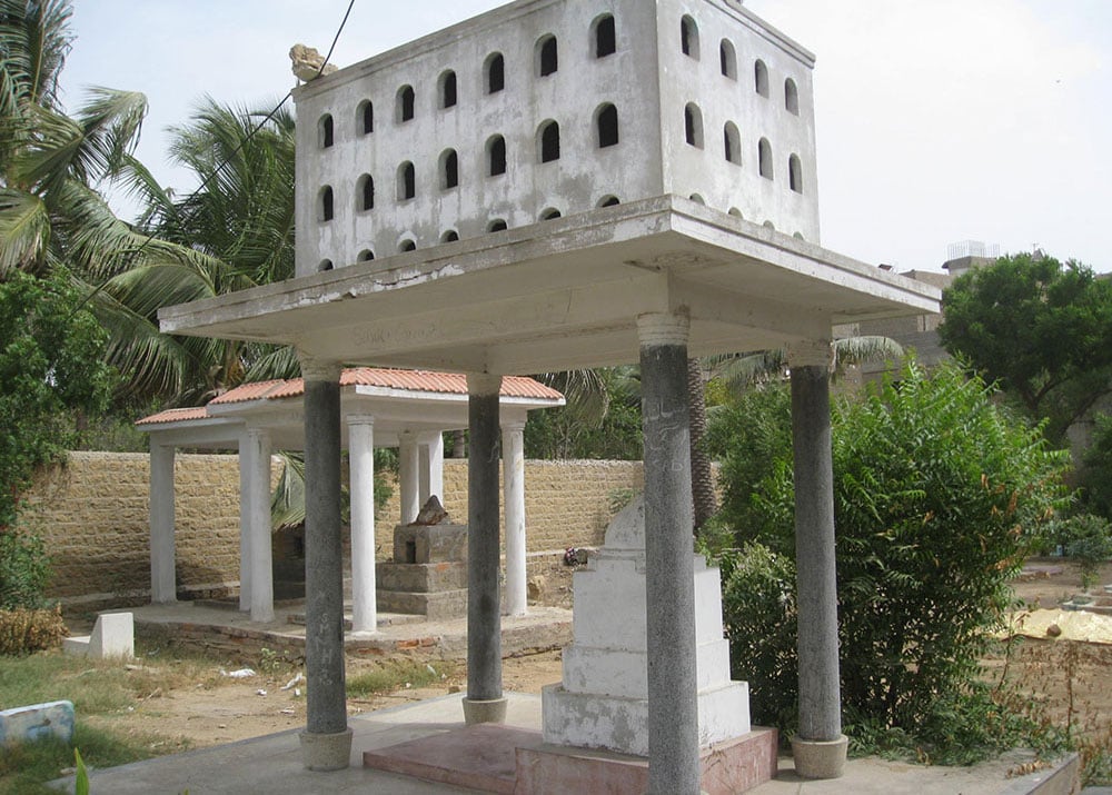 Most graves have the distinct conical tomb marking the grave