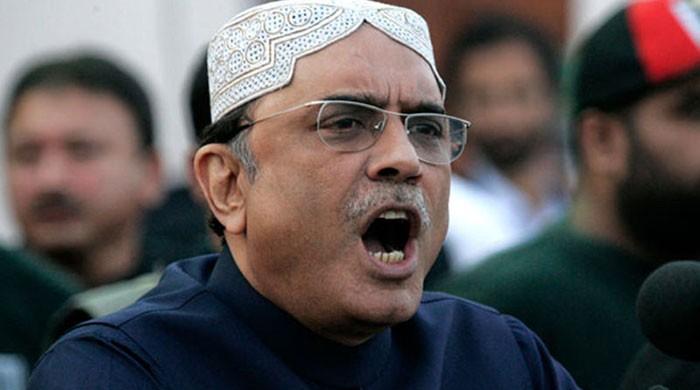 Don't want to be in contact with Nawaz, says Zardari  
