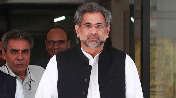 Govt has no plans to devalue rupee: PM Abbasi 