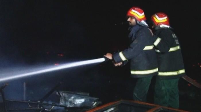 Blaze in Lahore furniture market burns down almost a dozen shops