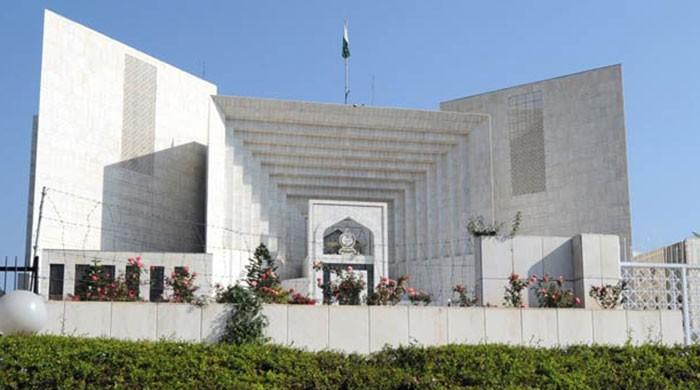Hudaibiya case: SC asks NAB to explain charges, furnish evidence 