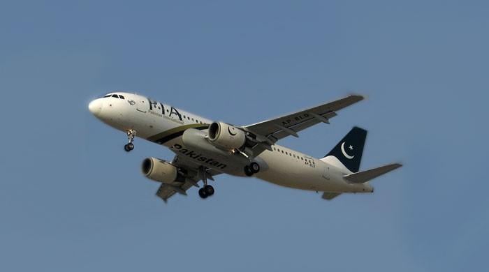 PK716: Baby on board...