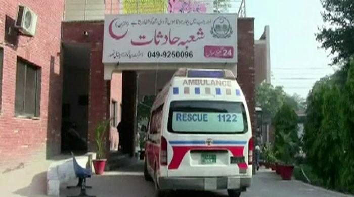 Four dead in road accident in Kasur 