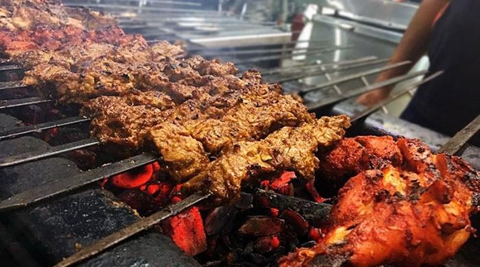 Waheed Kabab House – Grilling pioneers in Karachi