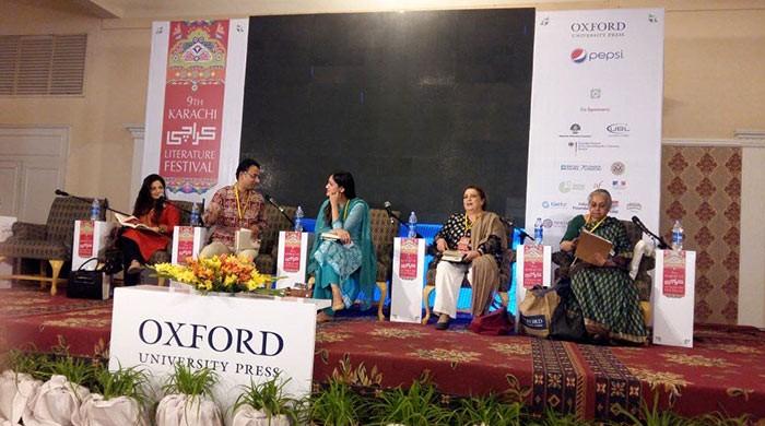 'There are ways to transcend this border'