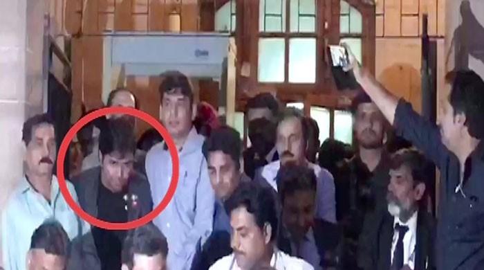 FIA arrests Axact CEO Shoaib Shaikh in money-laundering case