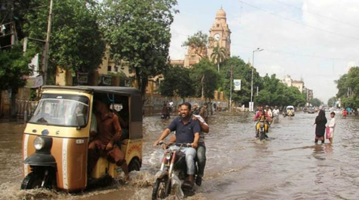 SC orders sewers across Karachi to be cleaned before first spell of rain