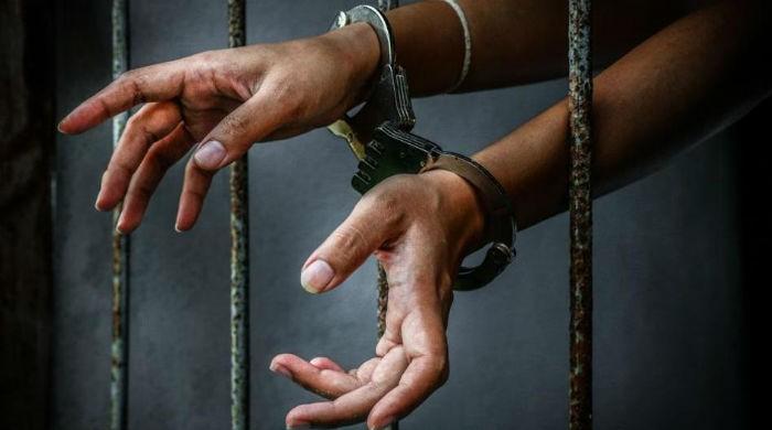 Unchartered territory: Panelist highlights plight of Pakistan's undertrial women prisoners