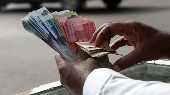 Billions discovered in fake bank accounts of dead man in Karachi 