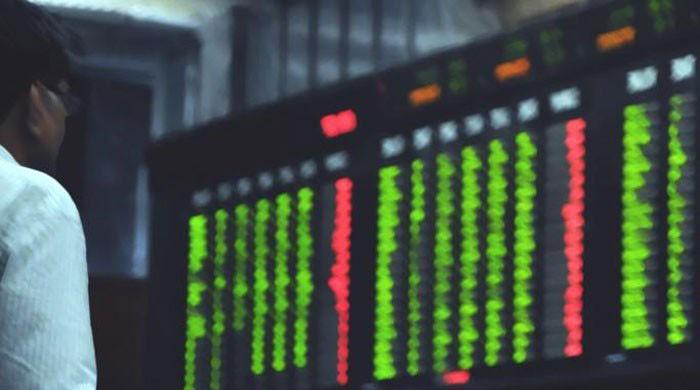 KSE-100 falls over 800 points 