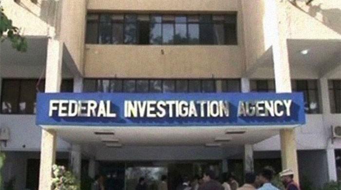 FIA officers caught honey-trapping citizens