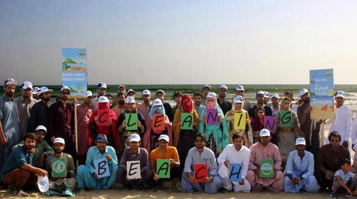Lasbela university students organise clean-up drive at Kund Malir beach on ICCD