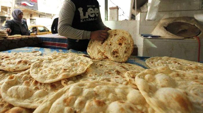 Naan to cost Rs20 if flour prices not reduced, tandoor-owners warn