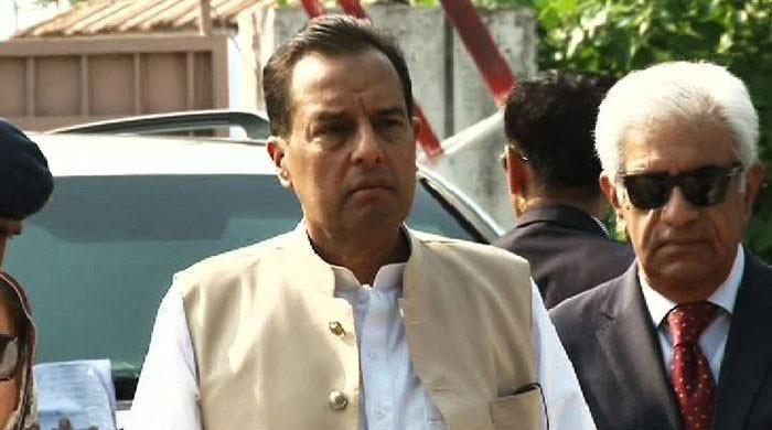 Sindh Police declares FIR against PML-N's Capt Safdar 'fake'