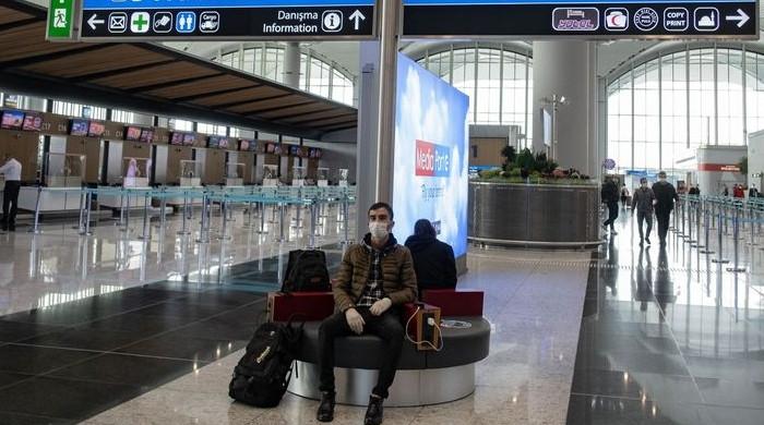 Pakistanis briefly stranded at Istanbul Airport due to new COVID-19 restrictions