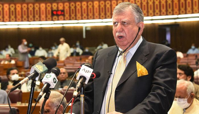 Federal Minister for Revenue and Finance Shaukat Tarin. — AFP/File