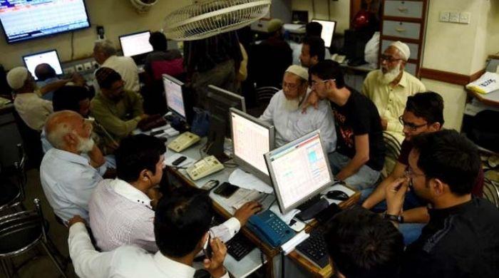 3.2 million government employees: Is the bureaucracy too big?