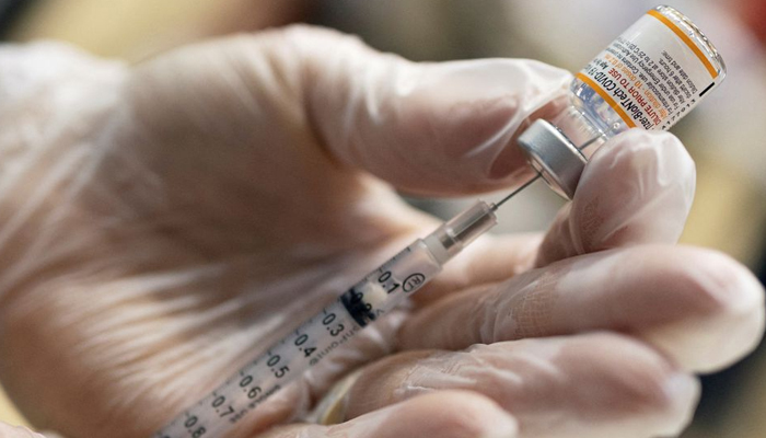 A vaccinator draws a Pfizer-BioNTech coronavirus disease (COVID-19) pediatric vaccine in Lansdale, Pennsylvania, U.S., December 5, 2021. &mdash; Reuters/File