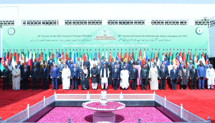 A group picture of Prime Minister Imran Khan&nbsp;and the OIC Delegates at the 48th Session of the OIC Council of Foreign Ministers. &mdash; Twitter/PakPMO