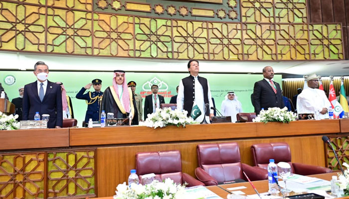 Prime Minister Imran Khan attends 48th Organisation of Islamic Cooperation (OIC) conference along with Council of the Foreign Ministers at Parliament House, Islamabad. &mdash; Twitter/PakPMO