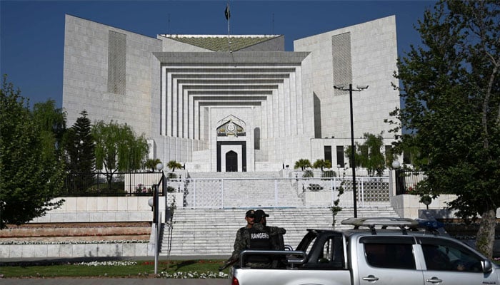 Rangers patrol along a street past Pakistan&acute;s Supreme Court in Islamabad on April 5, 2022. Photo&mdash; AFP