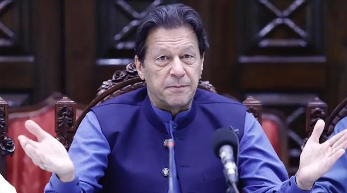 Govt reportedly plans to detain Imran Khan as PTI sets out for 'Azadi March' 