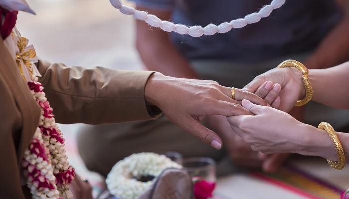 (representational) A woman from Indonesia was shocked when she discovered that her husband was not really a man but a female con artist. &mdash;Pixabay
