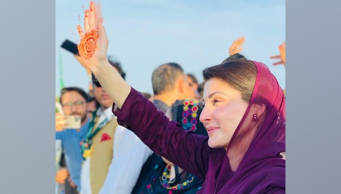 PML-N Vice President Maryam Nawaz addressing a public gathering in Kalar Seedian, Rawalpindi, on July 14, 2022 ahead of by-polls in 20 constituencies of Punjab. — Twitter/@pmln_org