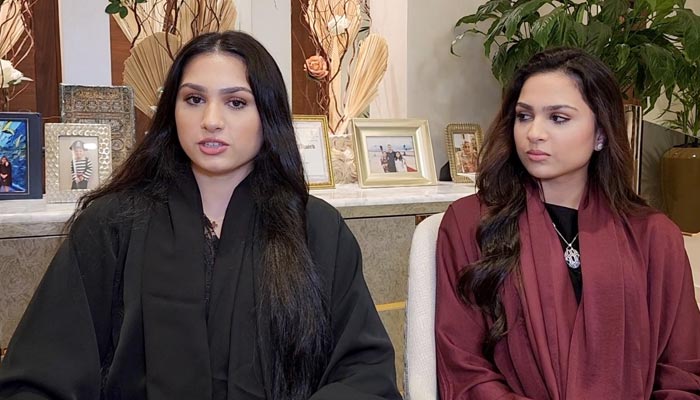 Model Sophia Mirzas daughters&nbsp;Zainab Umar and Zuneirah Umar. &mdash; Provided by the reporter