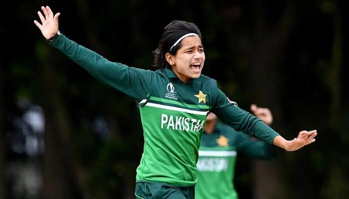 Pakistan women cricket team&rsquo;s fast bowler Fatima Sana. &mdash; Photo by author