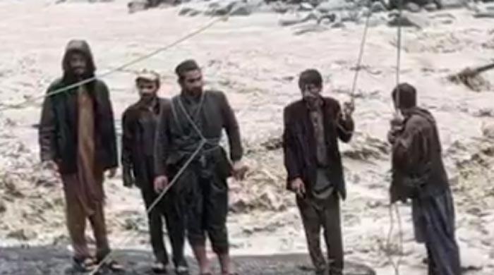 What led to deaths of five stranded friends in Kohistan?
