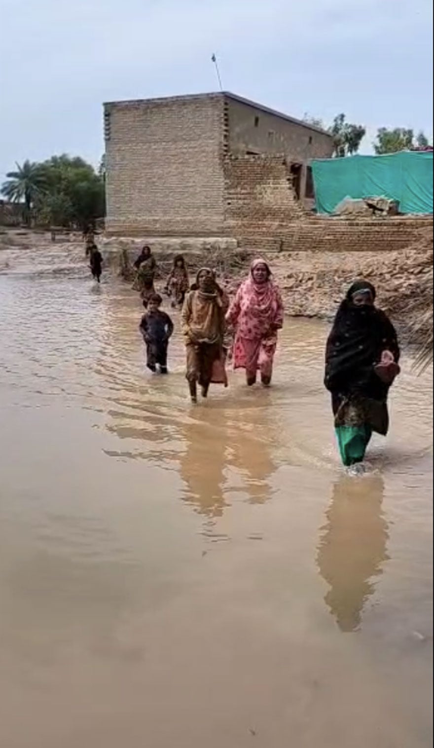 In pictures: The ignored flood survivors in Punjab