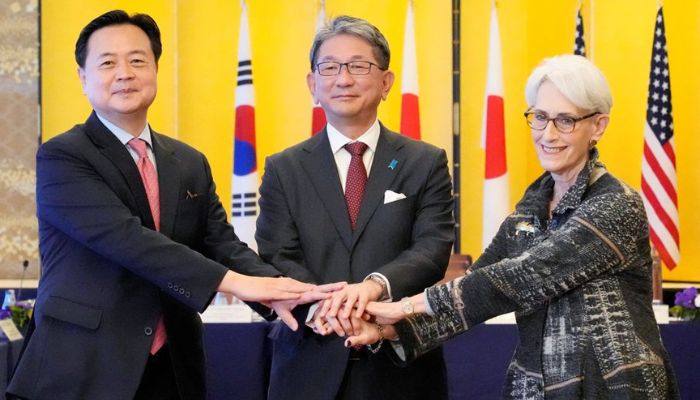 Japanese Vice Minister for Foreign Affairs Takeo Mori, US Deputy Secretary of State Wendy Sherman, and South Koreas 1st. Vice-Minister of Foreign Affairs Cho Hyun-dong, pose for photographers prior to their trilateral meeting Wednesday, Oct. 26, 2022, at the Iikura guesthouse in Tokyo.— Reuters