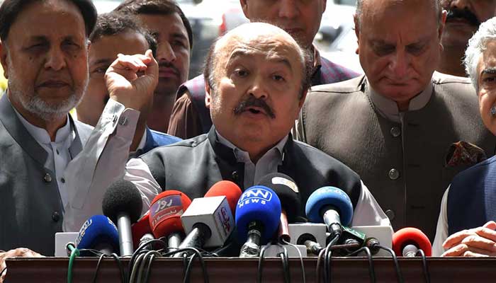 Punjab Assembly Speaker Sibtain Khan talking to media persons outside Punjab Assembly in Lahore on Tuesday, June 14, 2022. — PPI