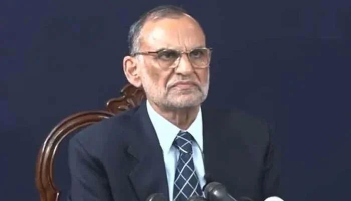 PTI leader Azam Swati addressing a press conference in Islamabad, on November 1, 2022. — Twitter/PTI