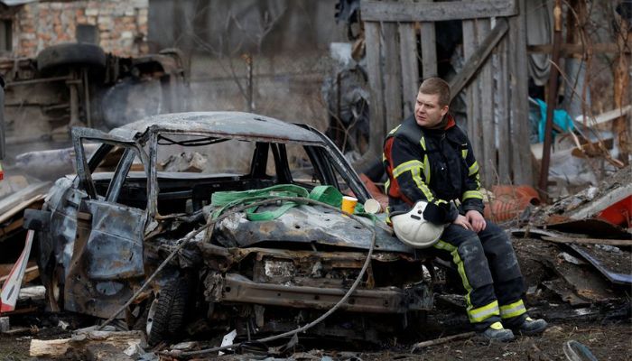 A rescuer rests at a site of a residential house damaged during a Russian missile strike, amid Russias attack on Ukraine, in Kyiv, Ukraine December 29, 2022.— Reuters
