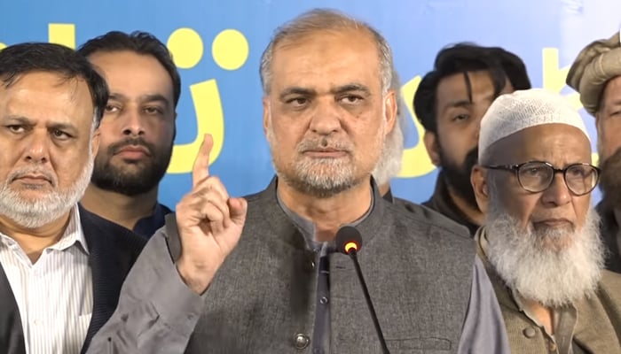Jamaat-e-Islami leader Hafiz Naeem-Ur-Rehman addresses a press conference in Karachi on January 12, 2023. — Facebook/karachijamaat