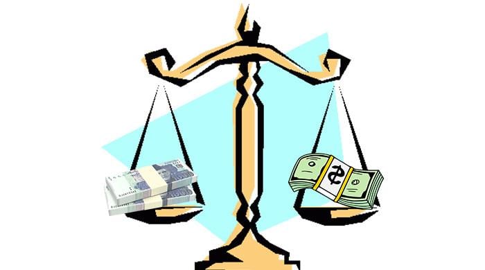 Will the rupee value touch 300-mark in Pakistan?
