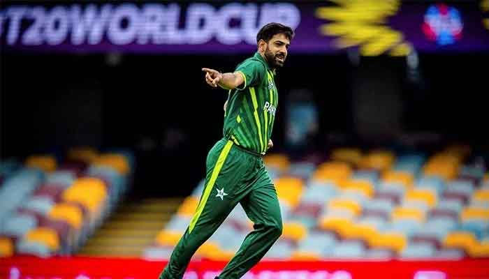 Haris Rauf celebrates his wicket of Afganistan´s Azmatullah Omarzai during the ICC mens T20 World Cup 2022 cricket warm-up match between Afghanistan and Pakistan at the Gabba in Brisbane on October 19, 2022. — AFP
