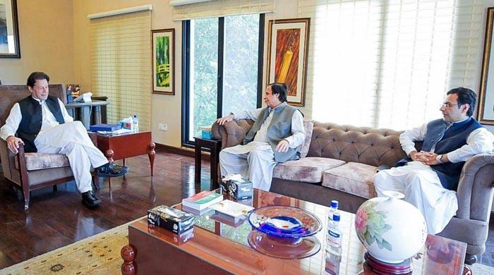 Elahi claims Imran Khan promised to give him Punjab CM's post