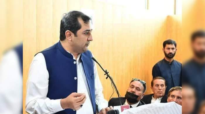 London varsity refuses to verify GB CM Khalid Khursheed's degree
