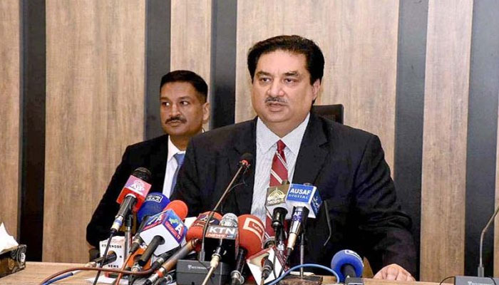 Federal Minister for Power Khurram Dastgir is addressing a press conference in Islamabad. — APP/File