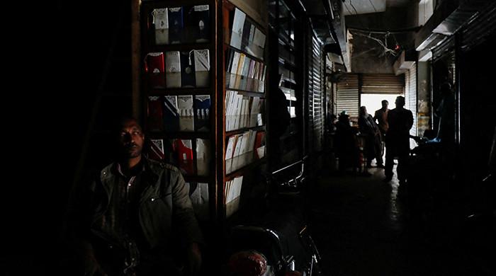 8,500 megawatts 'energy shortfall' melts Pakistanis amid sweltering heat