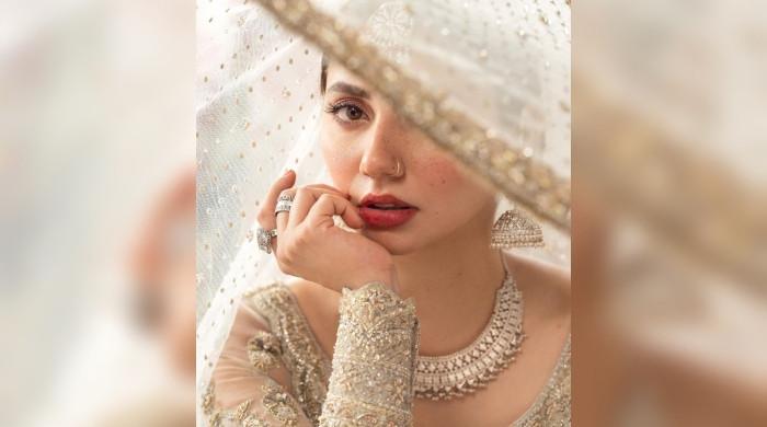 Will Mahira Khan get married next month?
