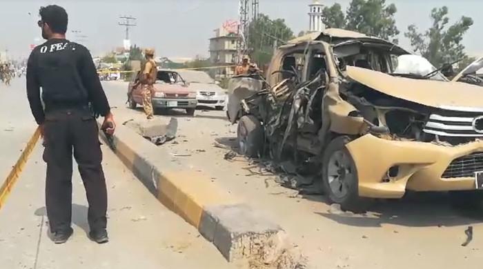 At least one FC personnel martyred, several injured in Peshawar blast