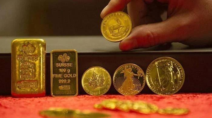 Bullion prices see sharp decline as Pakistan gold market switches to interbank trading