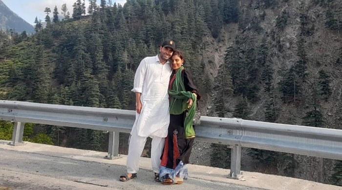 Indian woman married to Pakistani lover returns home, awaits visa